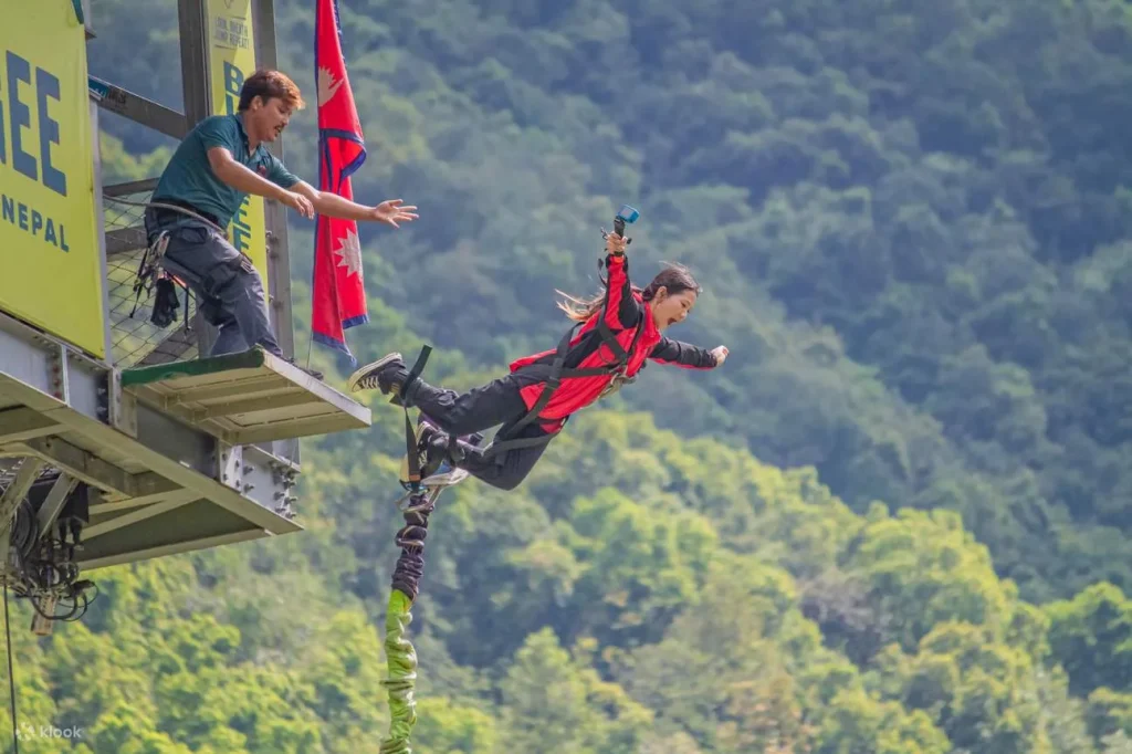 Bungee jump over the Kali Gandaki gorge at Kushma